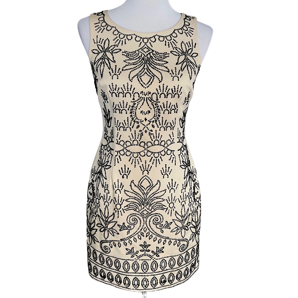 Alexia Admor Dress Beige With Black Beads M